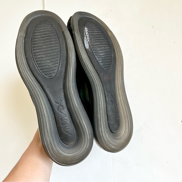 Nike Airmax 720 Throwback Future Iridescent Mens Sz 10 AO2924-003 - Picture 9 of 9